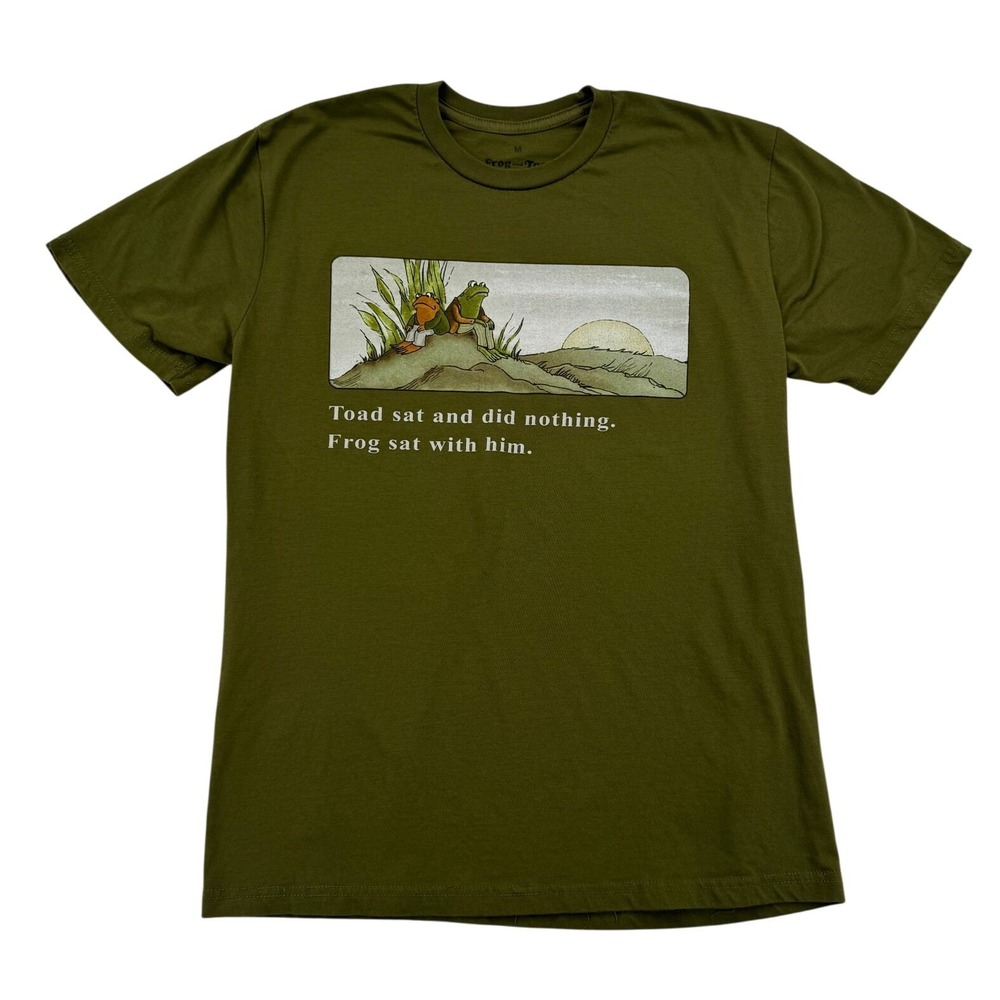 Frog and Toad Graphic T-Shirt Men Size M Olive Green Excellent Literary Quote